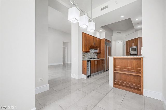 2877 Paradise Road 104, Las Vegas, NV 89109