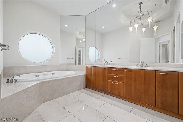 2877 Paradise Road 104, Las Vegas, NV 89109