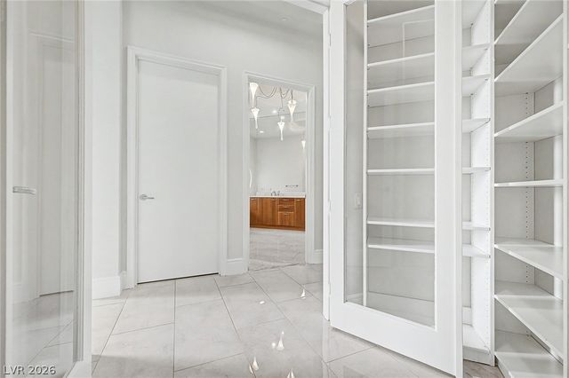 2877 Paradise Road 104, Las Vegas, NV 89109