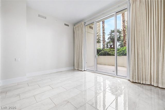 2877 Paradise Road 104, Las Vegas, NV 89109