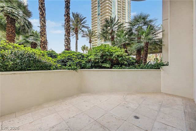 2877 Paradise Road 104, Las Vegas, NV 89109