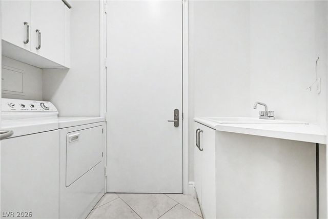 2877 Paradise Road 104, Las Vegas, NV 89109