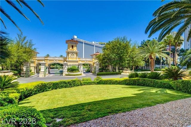 2877 Paradise Road 104, Las Vegas, NV 89109