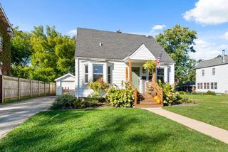 18434 Dundee Avenue, Homewood, IL 60430