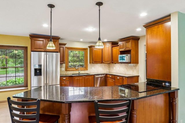 4550 Sundance Court, Cottage Grove, WI 53527