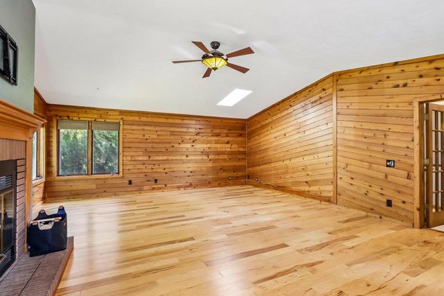 4550 Sundance Court, Cottage Grove, WI 53527