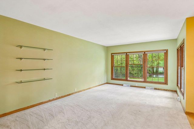 4550 Sundance Court, Cottage Grove, WI 53527