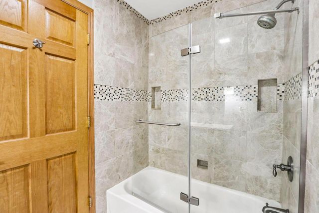 4550 Sundance Court, Cottage Grove, WI 53527