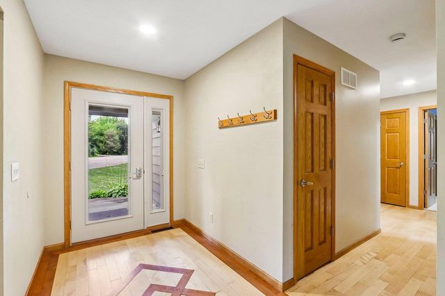 4550 Sundance Court, Cottage Grove, WI 53527