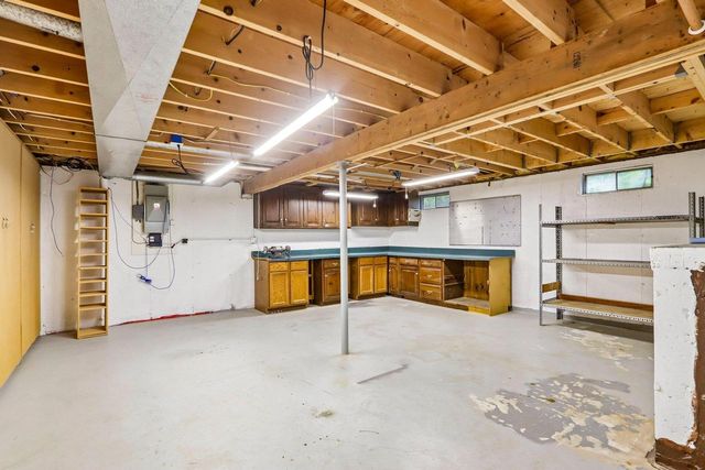 4550 Sundance Court, Cottage Grove, WI 53527
