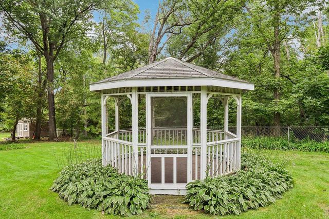 4550 Sundance Court, Cottage Grove, WI 53527
