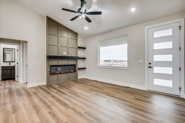 182 S Wellcrest Ct., Wichita, KS 67052