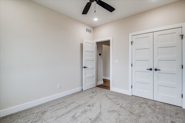 182 S Wellcrest Ct., Wichita, KS 67052