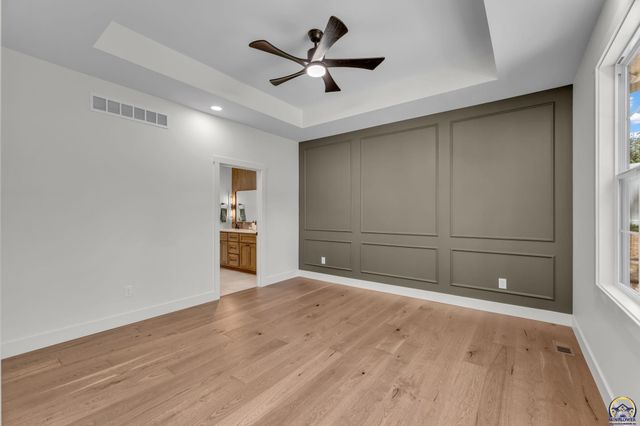 6855 SW Aylesbury RD, Topeka, KS 66610