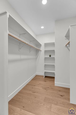 6855 SW Aylesbury RD, Topeka, KS 66610