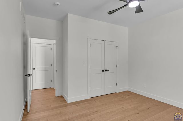 6855 SW Aylesbury RD, Topeka, KS 66610