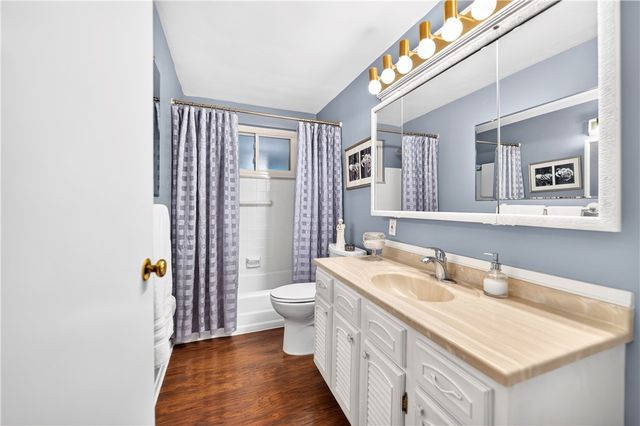5032 Azalea Dr, Whitehall, PA 15236