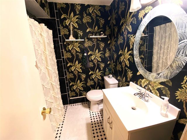1500 GAY ROAD 4D, Winter Park, FL 32789
