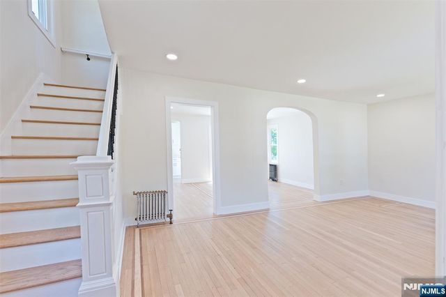 693 Chestnut Avenue, Teaneck, NJ 07666