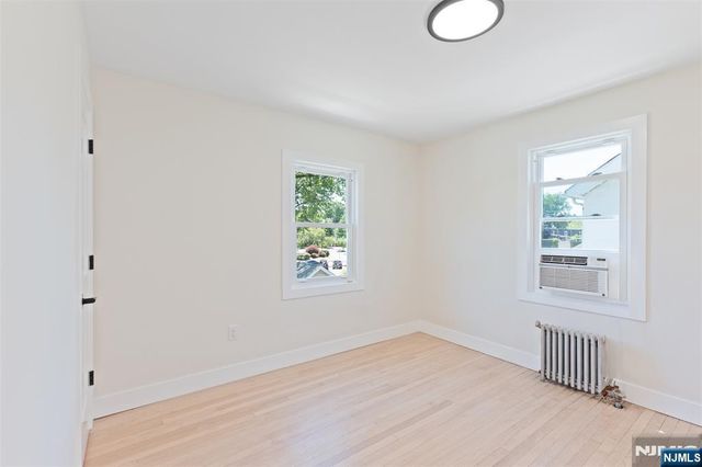 693 Chestnut Avenue, Teaneck, NJ 07666