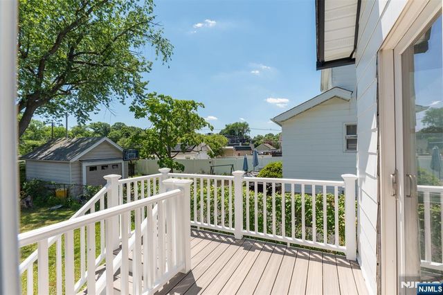 693 Chestnut Avenue, Teaneck, NJ 07666