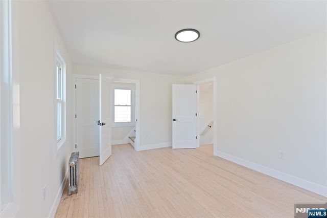 693 Chestnut Avenue, Teaneck, NJ 07666