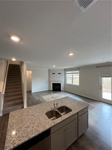 3134 Ellenton Drive, Lithia Springs, GA 30122