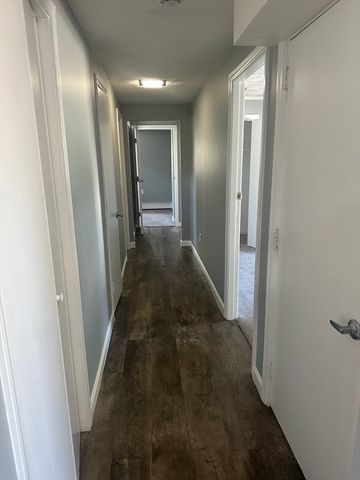 35 Nelson Ave 1, Lowell, MA 01852