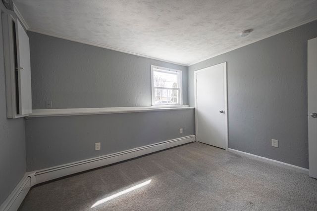 35 Nelson Ave 1, Lowell, MA 01852