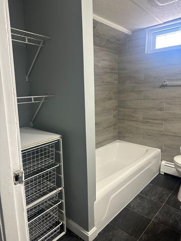 35 Nelson Ave 1, Lowell, MA 01852