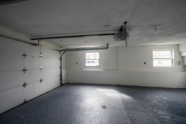 35 Nelson Ave 1, Lowell, MA 01852