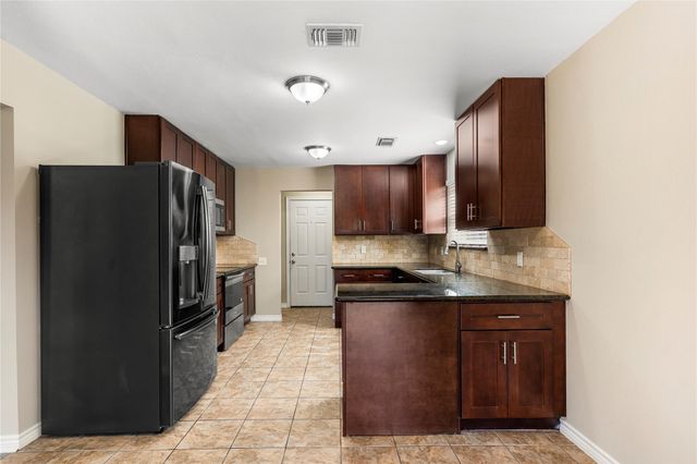 2007 Fernspray Lane, Houston, TX 77084