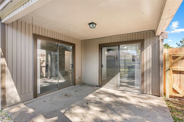 2007 Fernspray Lane, Houston, TX 77084