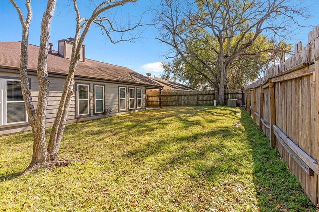 2007 Fernspray Lane, Houston, TX 77084