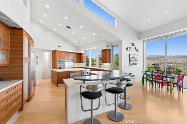 10182 Cowan Heights Drive, North Tustin, CA 92705