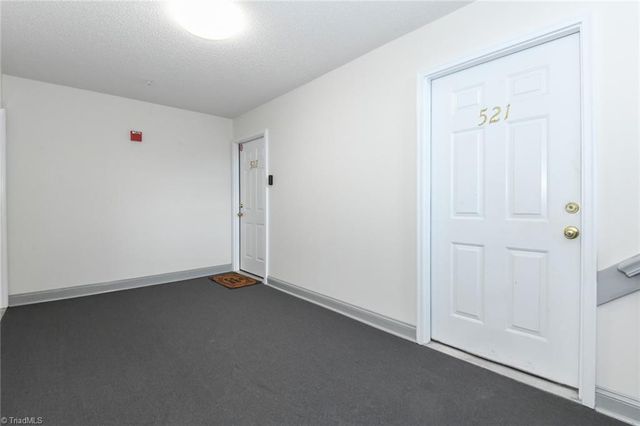 521 Scholastic Court, Winston-salem, NC 27106