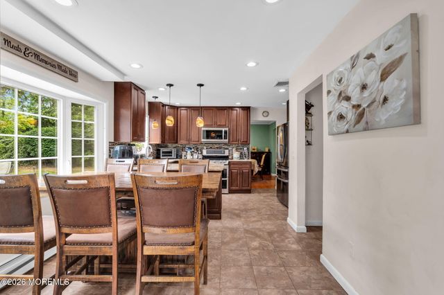 23 Pearl Street, Middletown, NJ 07748