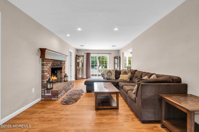 23 Pearl Street, Middletown, NJ 07748