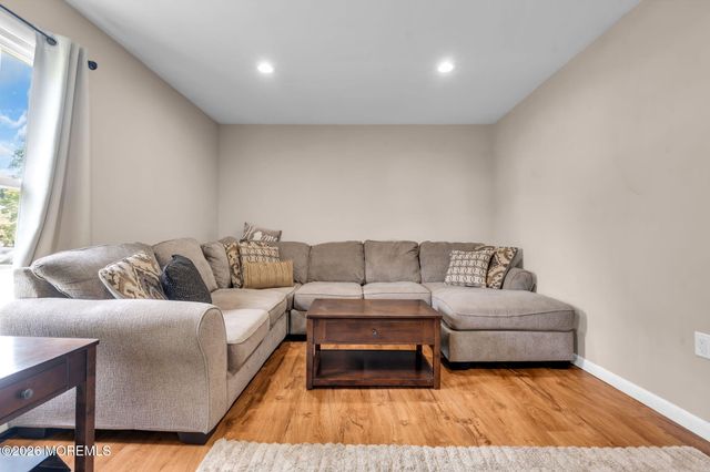 23 Pearl Street, Middletown, NJ 07748