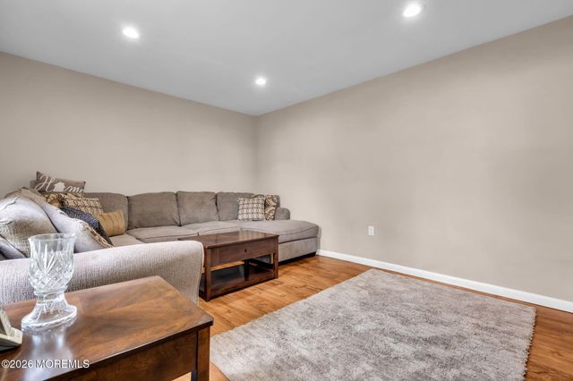 23 Pearl Street, Middletown, NJ 07748