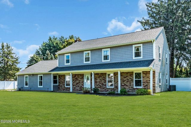 23 Pearl Street, Middletown, NJ 07748