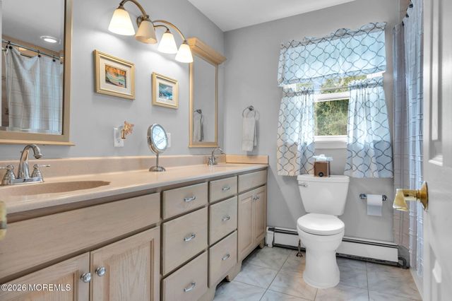 23 Pearl Street, Middletown, NJ 07748