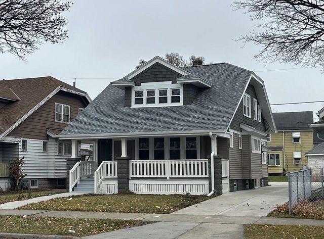 4462 N 27th STREET, Milwaukee, WI 53209