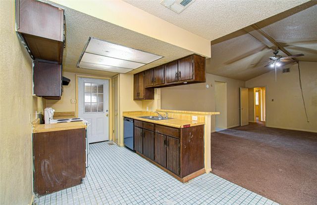 12210 Woodcliff Drive, Houston, TX 77013