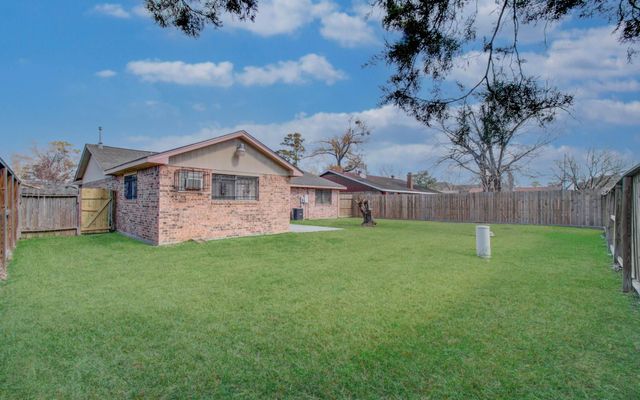 12210 Woodcliff Drive, Houston, TX 77013