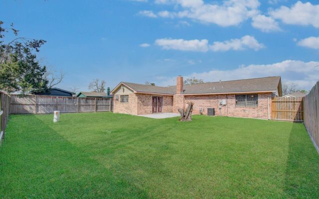 12210 Woodcliff Drive, Houston, TX 77013