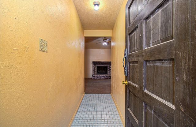 12210 Woodcliff Drive, Houston, TX 77013