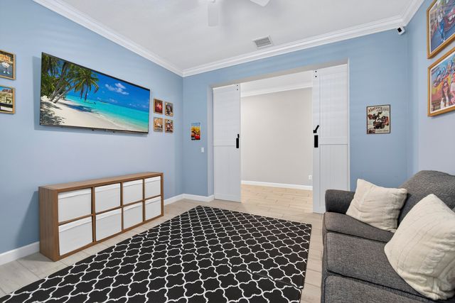 19387 Broad Shore Walk, Loxahatchee, FL 33470