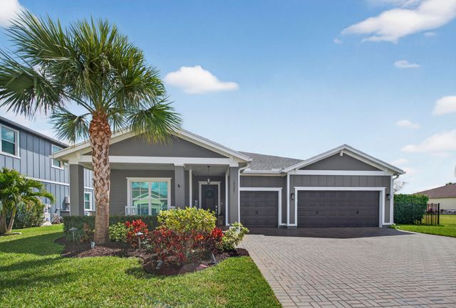 19387 Broad Shore Walk, Loxahatchee, FL 33470