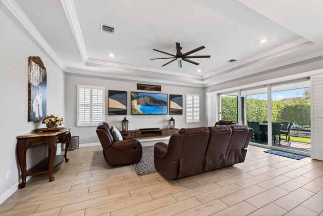 19387 Broad Shore Walk, Loxahatchee, FL 33470